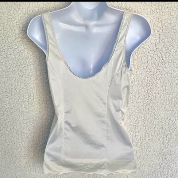 NWOT vtg Vassarette slip top/cami satiny with lace detail & trim - Picture 2 of 5
